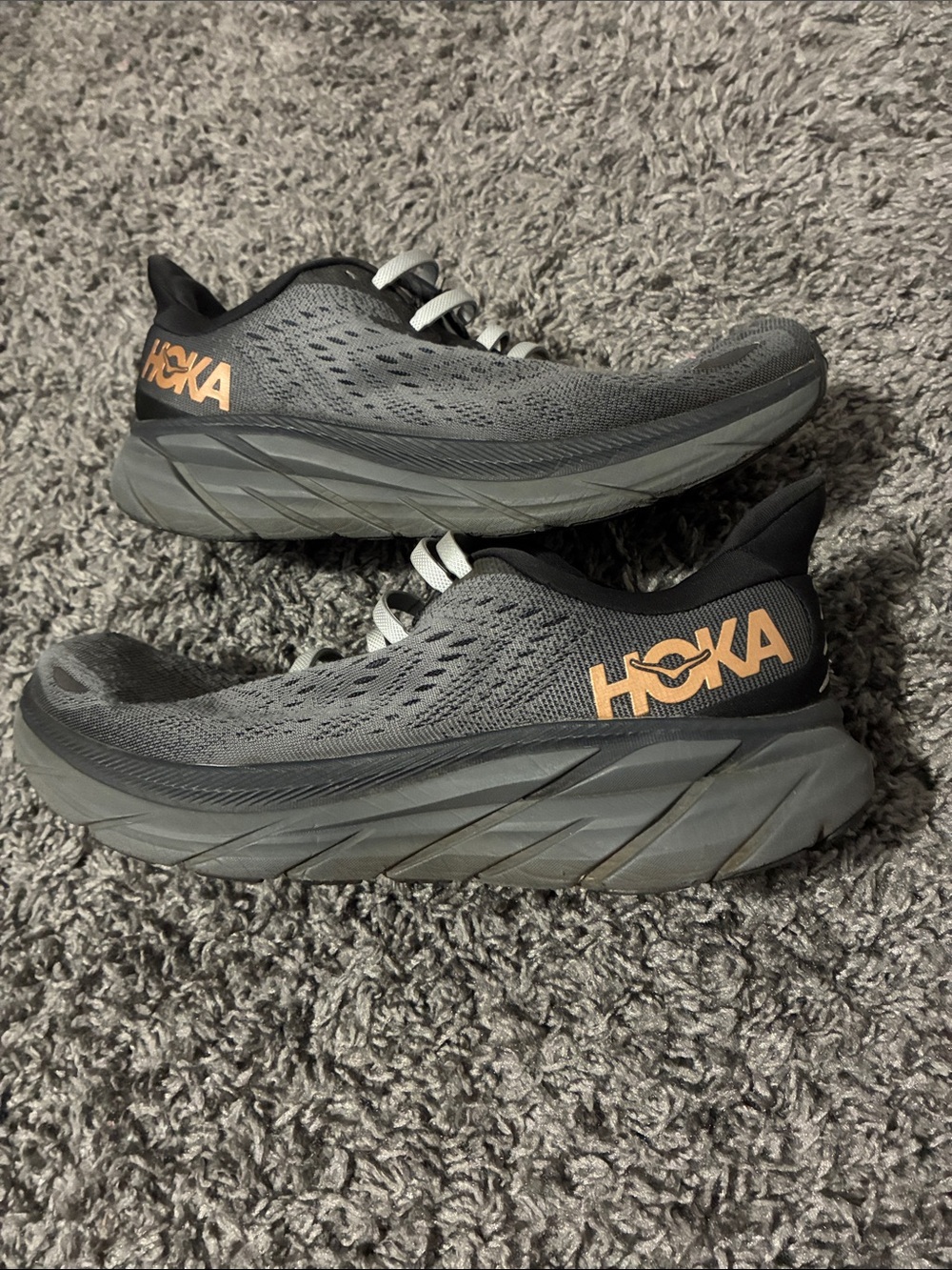 Hoka Clifton 8